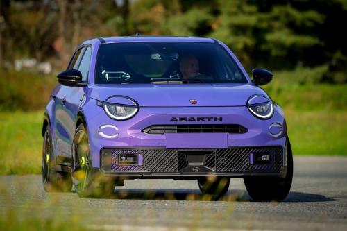 Abarth600eMediaDrive-7