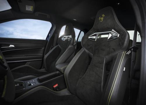 Abarth600eScorpionissima-19