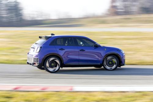 Abarth600eScorpionissima-7