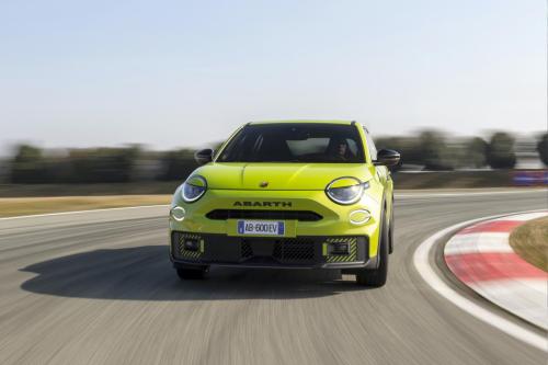 Abarth600eTurismo-4