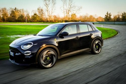 Abarth600eTurismo-8