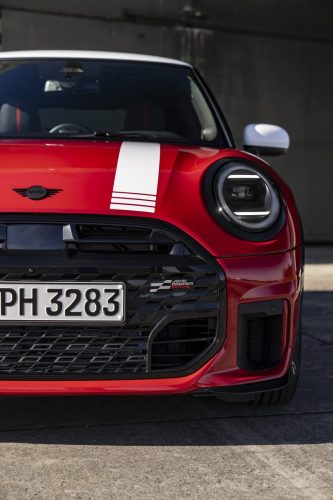 MINI-1965-Victory-Edition-1-15