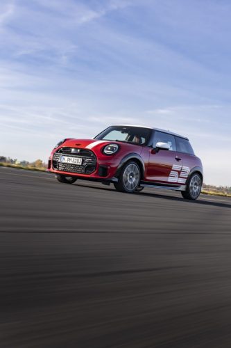 MINI-1965-Victory-Edition-1-17