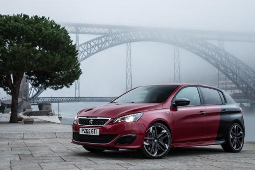 peugeot-308-gti-by-peugeot-sport-23
