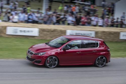 peugeot-308-gti-by-peugeot-sport-33