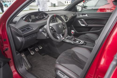 peugeot-308-gti-by-peugeot-sport-50