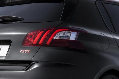 peugeot-308-gti-by-peugeot-sport-64
