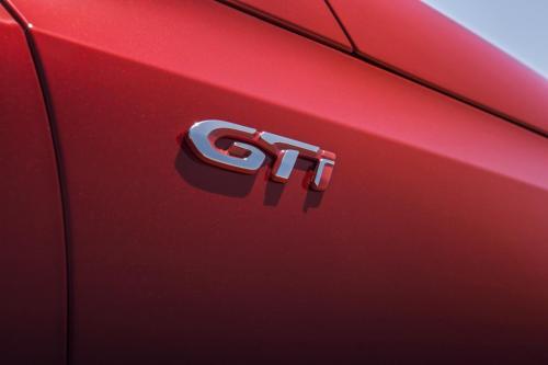 peugeot-308-gti-by-peugeot-sport-67