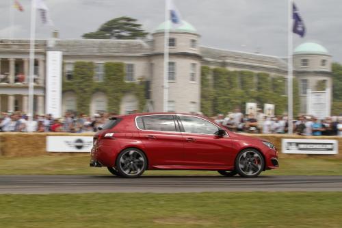 peugeot-308-gti-by-peugeot-sport-8