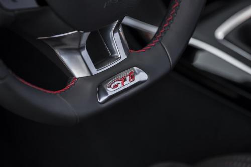 peugeot-308-gti-by-peugeot-sport-84