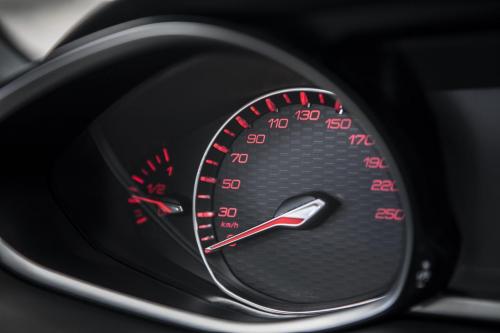 peugeot-308-gti-by-peugeot-sport-87