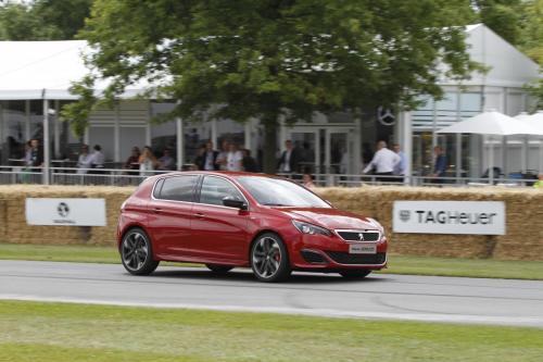 peugeot-308-gti-by-peugeot-sport-9