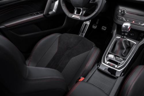 peugeot-308-gti-by-peugeot-sport-90
