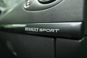 renault-clio3-rs-phase2-61